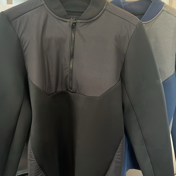 Under Armour fitted Quarter Zip Gore Windstopper 2 Pack Bundle - Picture 3 of 6